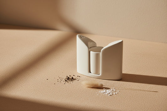 Pepper shaker